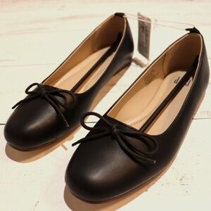 Women's Gap Ballet Flats Black NWT Size 6 or 8 available